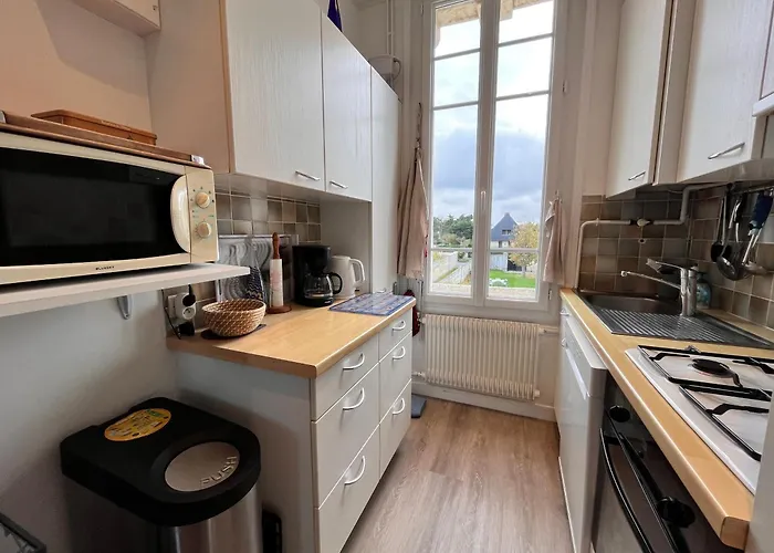 Kersimoun - F3 Spacieux - 1er Et Face & *